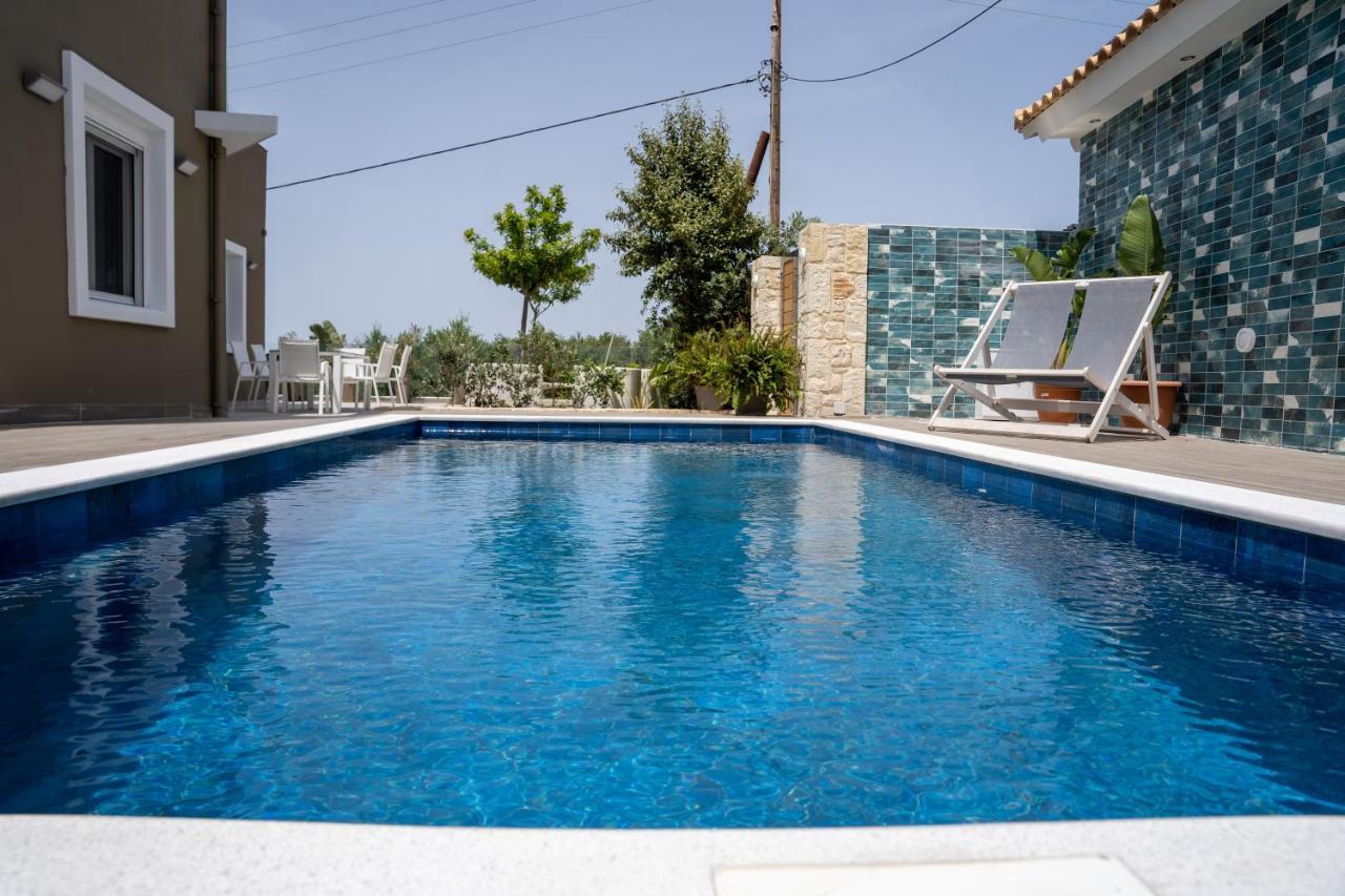 Thomas Villa Hersonissos - Private Pool - Sleeps 6 Kültér fotó